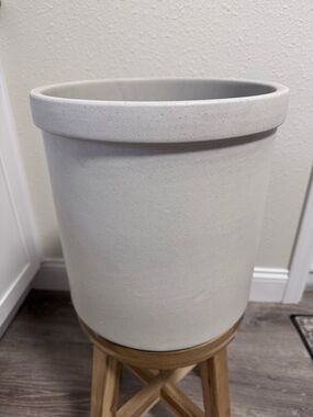 Hearth & Hand Magnolia Sour Cream Stoneware Planter 11” Large Ceramic Pot 2021